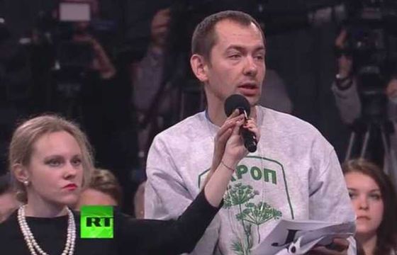 Dziennikarz Roman Cymbaluk: Rosja to terrorysta-samobójca, nie ma litości dla swoich 140 mln obywateli