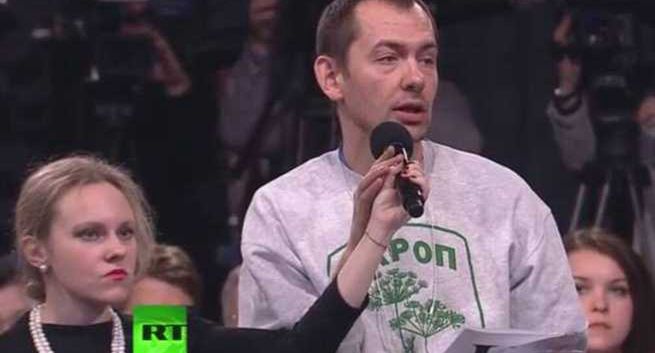 Dziennikarz Roman Cymbaluk: Rosja to terrorysta-samobójca, nie ma litości dla swoich 140 mln obywateli