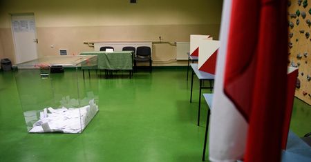 Wybory samorządowe 2024. Ile kart do głosowania otrzymają wyborcy?