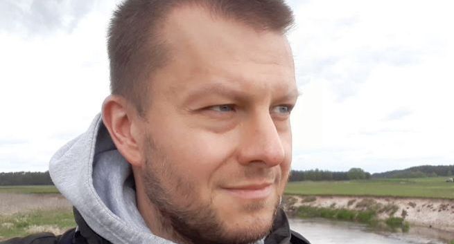 Bartosz Panek po ponad 20 latach odchodzi z Polskiego Radia, stawia na własne projekty