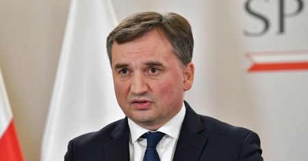 Media: Kaczyński myśli nad wyrzuceniem Ziobry z rządu