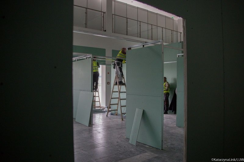szpital tymczasowy targi lublin budowa