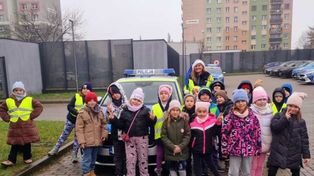 Legnica: Policjanci pokazali maluchom swoją codzienną pracę