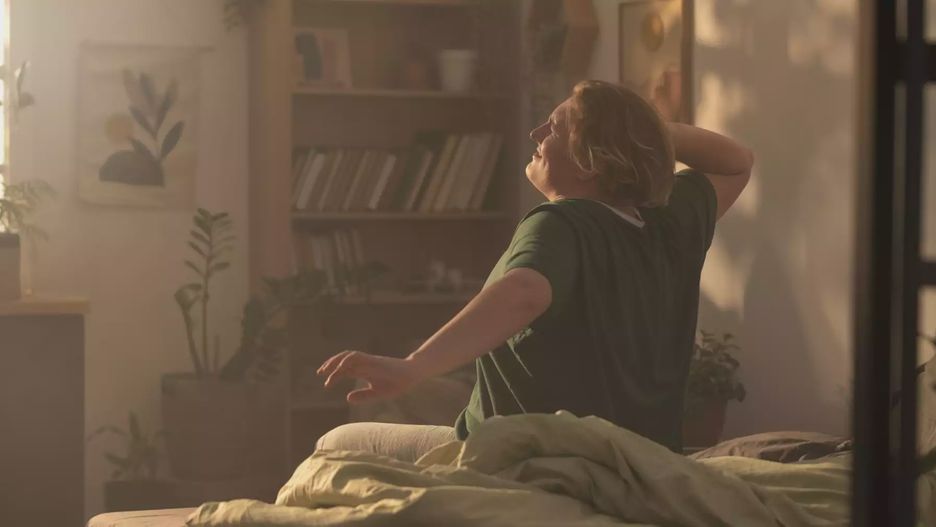 Kręgosłup też potrzebuje odpoczynku - poznaj najlepsze i najgorsze pozycje do spania