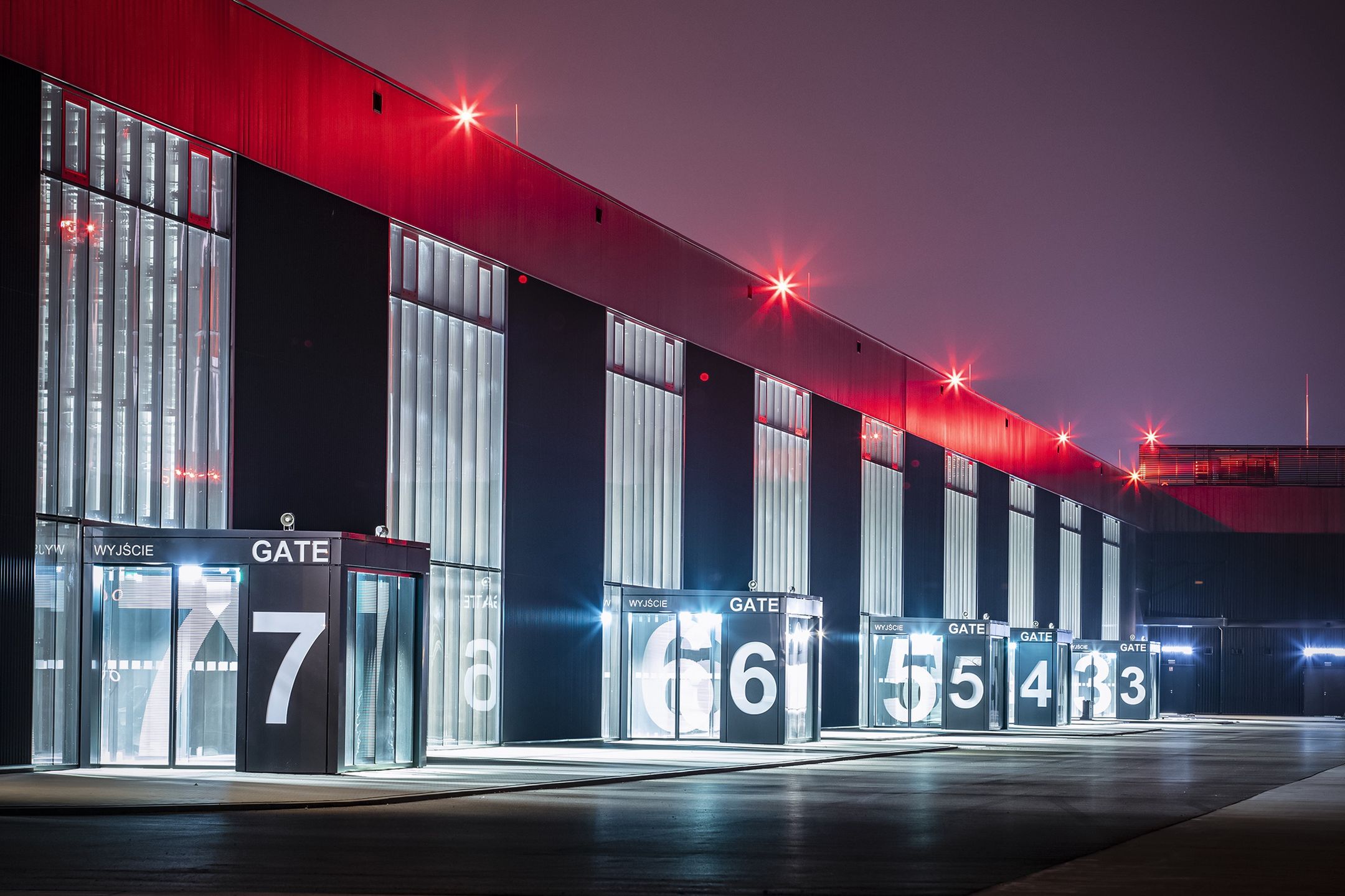 Z Lotniska w Radomiu w przyszłym roku LOT poleci do Kopenhagi, Paryża i Rzymu