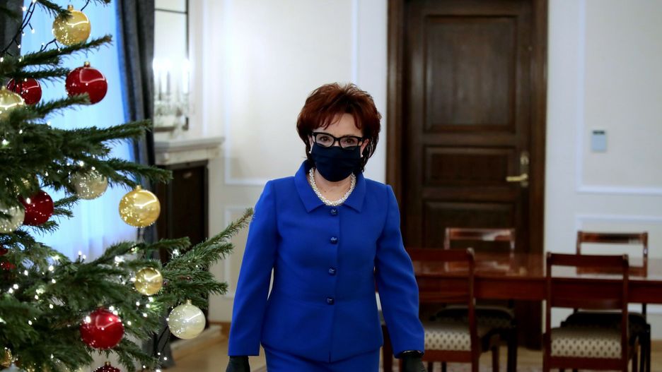 Pracownicy biura marszałek Sejmu Elżbiety Witek również mogą otrzymać 13 pensję