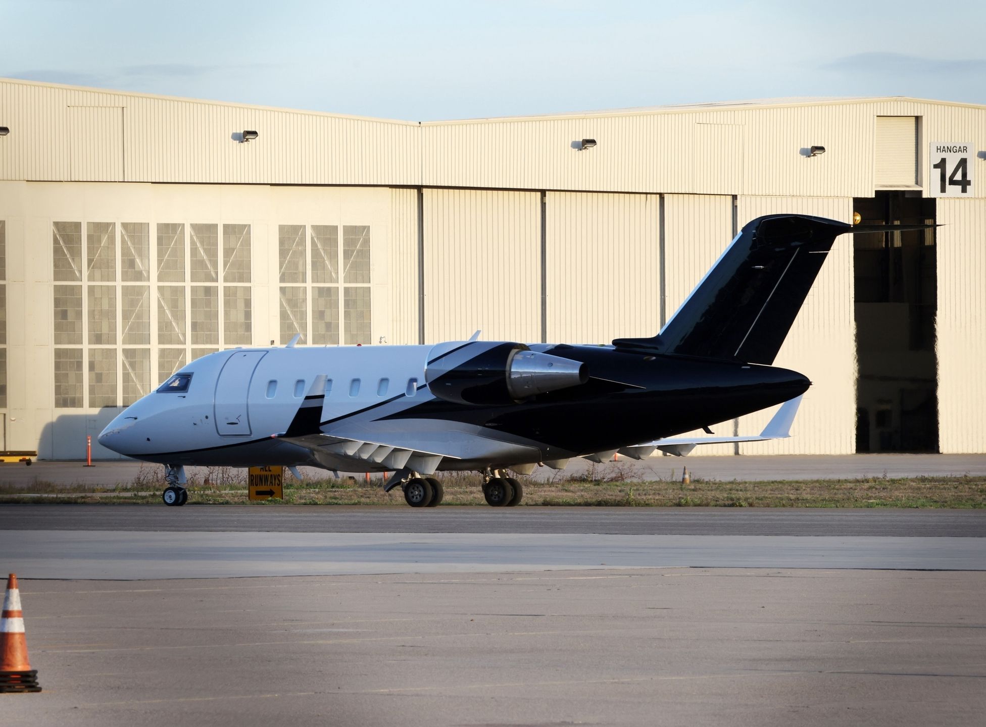 Meghan Markle wróciła do domu