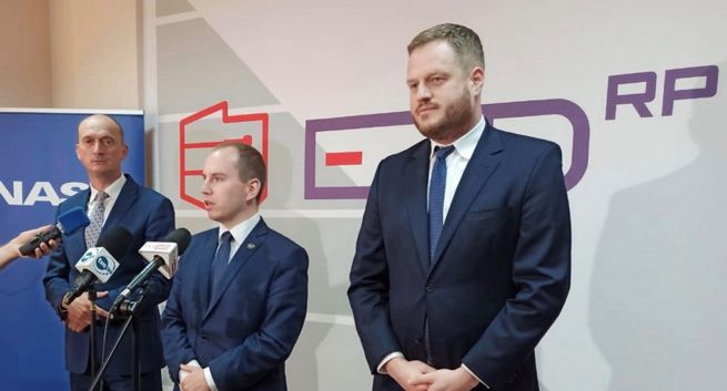 Do 2025 roku elektroniczne zarządzanie dokumentacją w każdym urzędzie publicznym