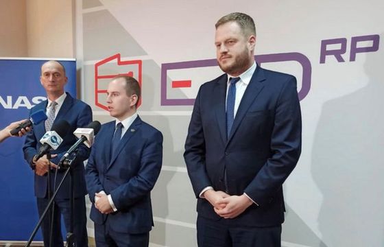 Do 2025 roku elektroniczne zarządzanie dokumentacją w każdym urzędzie publicznym