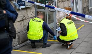 Incydent pod biurem PO. Szef MSWiA reaguje