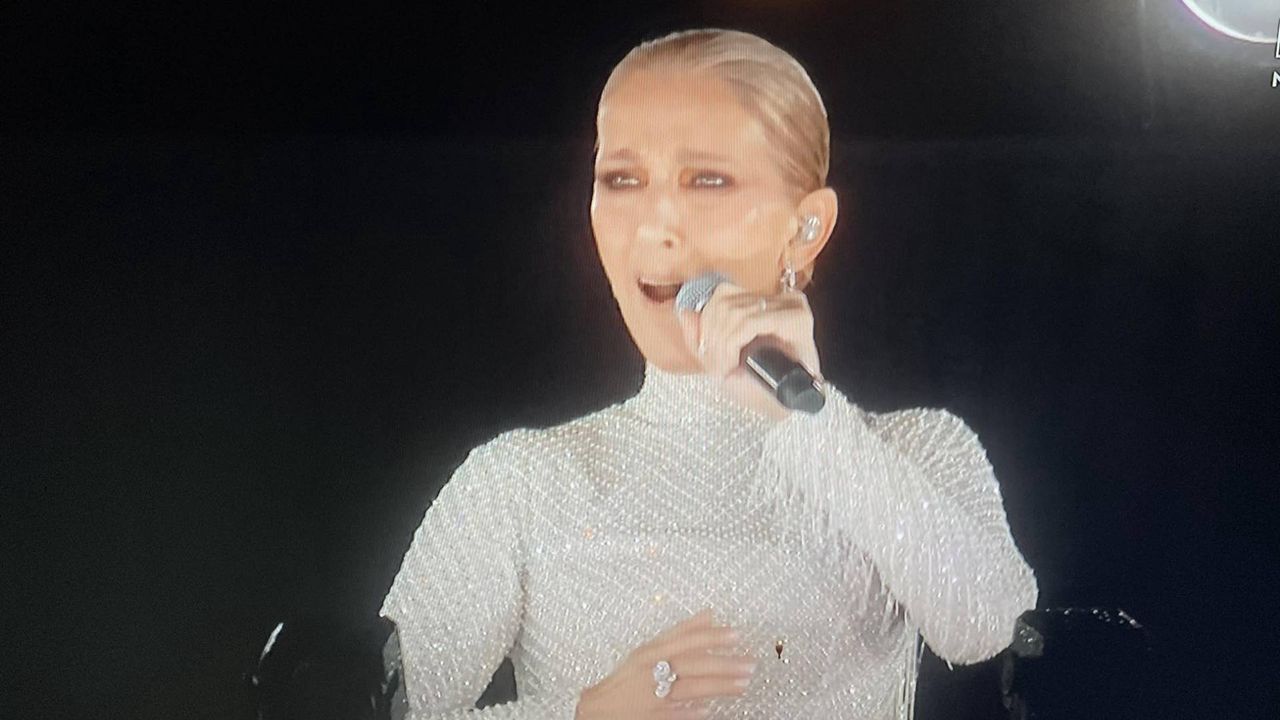 Celine Dion podczas pierwszego występu od lat