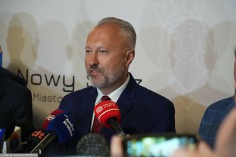 Zarzuty, CBA i nagły zwrot. Prezydent Nowego Sącza wraca