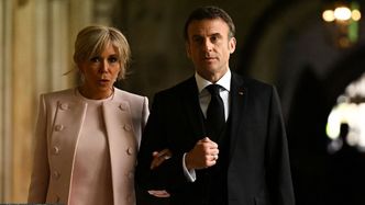 Pierwsza para Francji na koronacji Karola III. Brigitte Macron znowu odsłoniła nogi (FOTO)