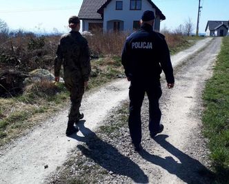 Koniec kwarantanny zarządzi lekarz. Przez telefon, bez robienia testów