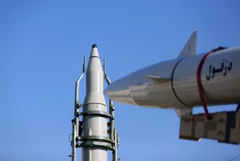 Przytłaczające zwycięstwo? Połowa irańskich wyrzutni przetrwała ataki