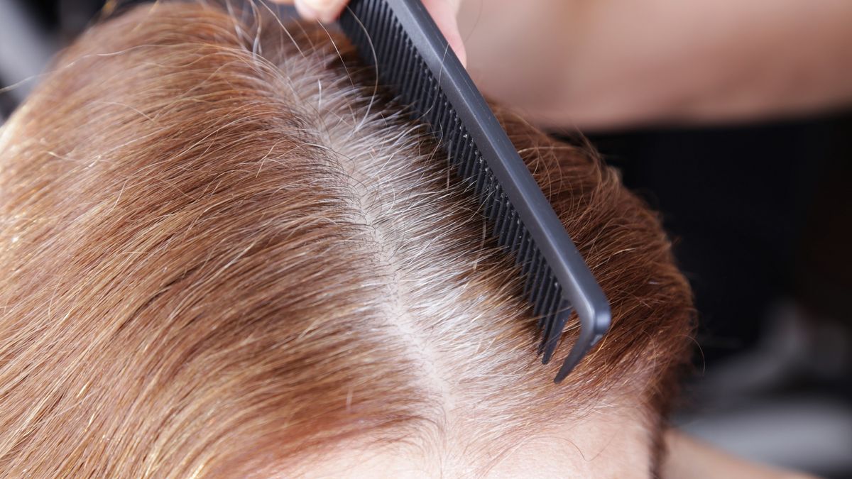 Jak pozbyć się siwych włosów?