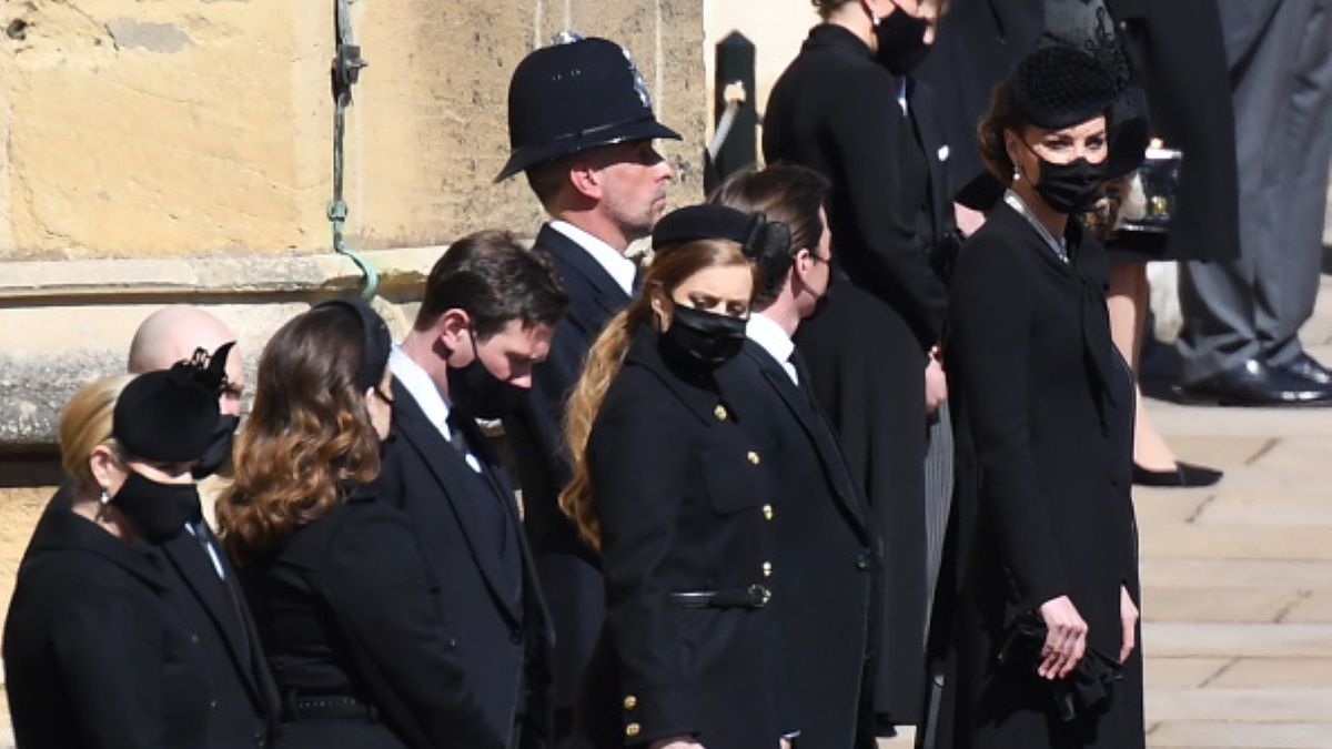 Pogrzeb księcia Filipa odbył się 17 kwietnia 2021 roku. Księżniczka Beatrycze ciężko przeżyła śmierć dziadka