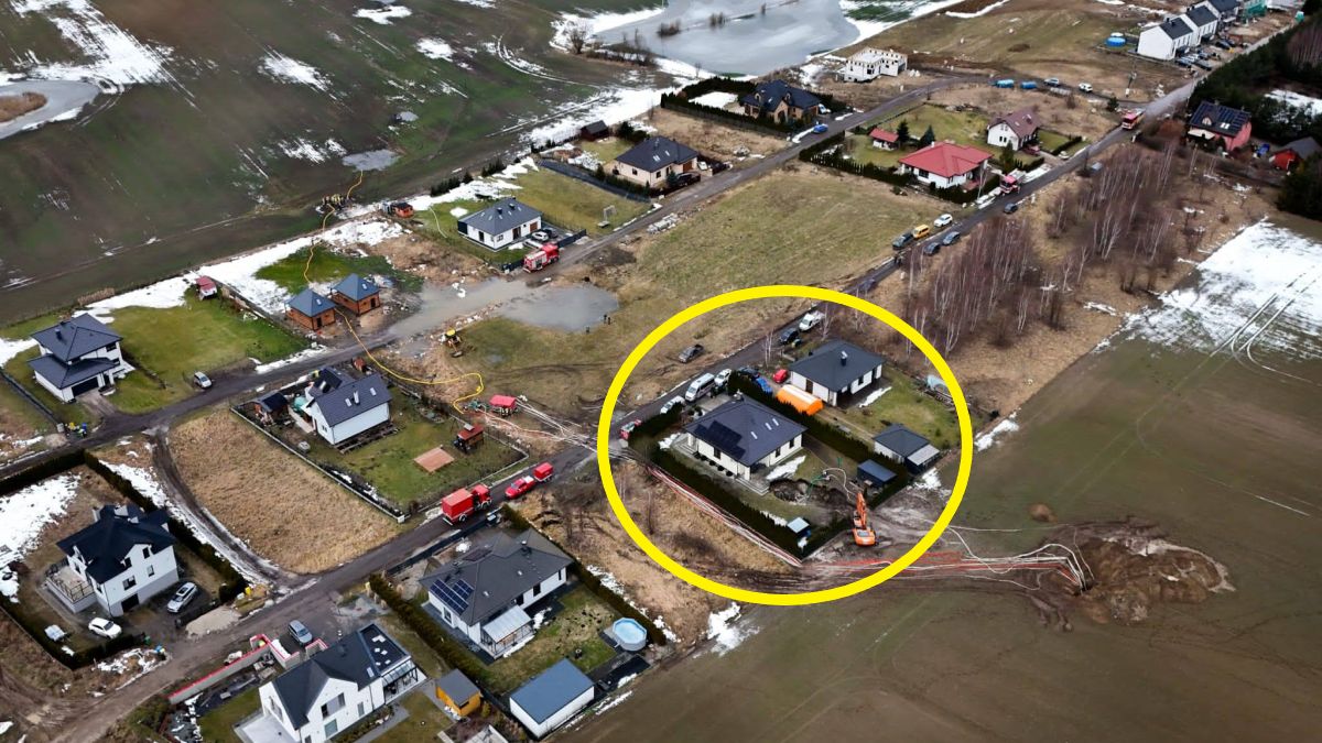 Ogromna wyrwa powstała tuż przy budynku mieszkalnym