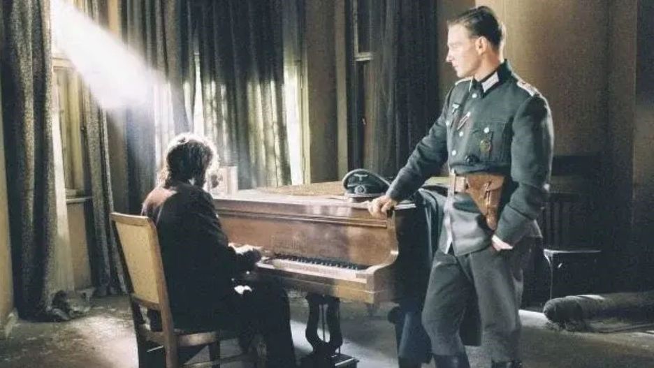 Kadr z filmu "Pianista" Romana Polańskiego
