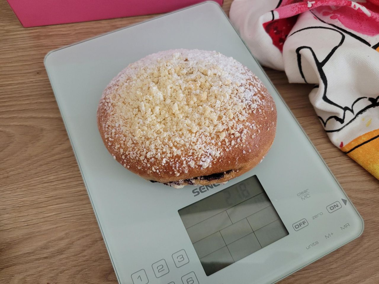 Waga jagodzianki w 2025 - pomiar na domowej wadze kuchennej