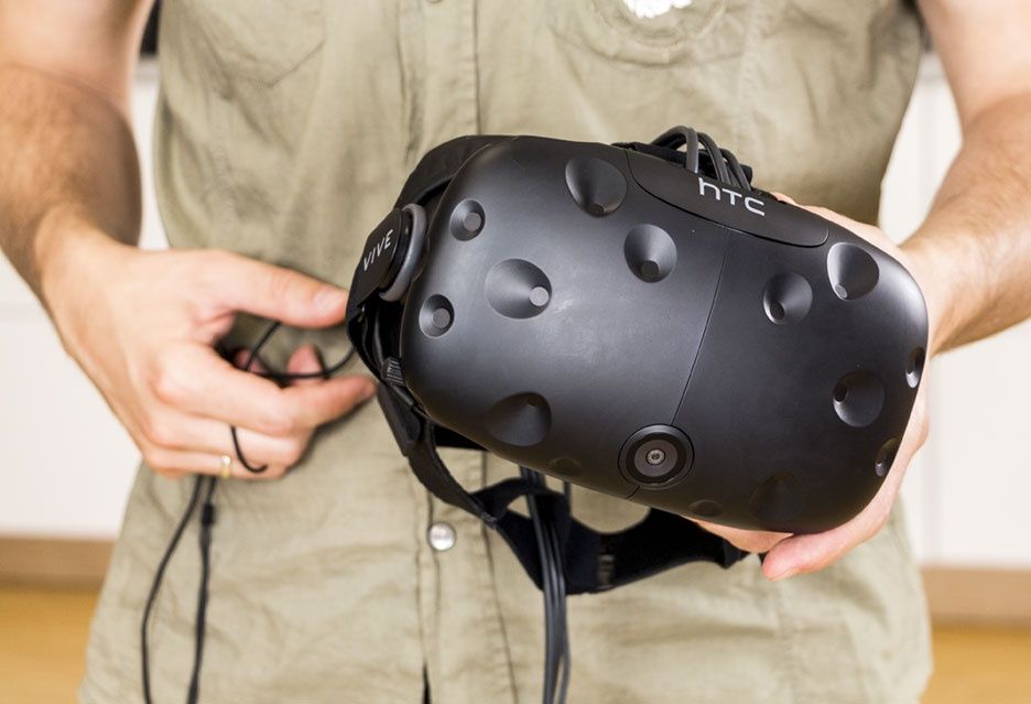 HTC VIVE