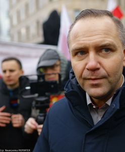 62 procent badanych przeciw. Nowy sondaż, także w sprawie Nawrockiego