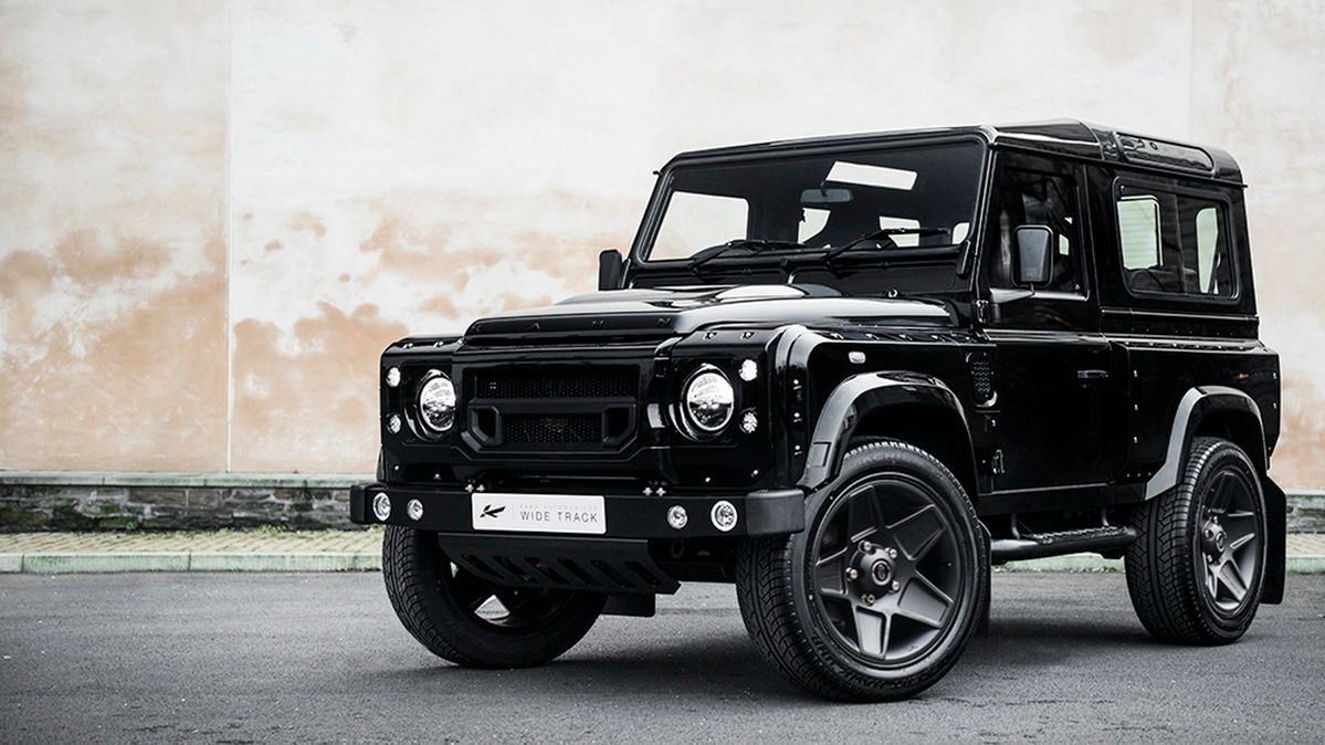 Land Rover Defender The End Edition w wykonaniu Kahn Design