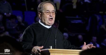 80 tys. podpisów przeciwko Rydzykowi. Petycje dostanie papież