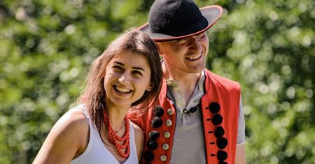 Ilona Tryba z show "Rolnik szuka żony" zaręczona! Pochwaliła się pierścionkiem