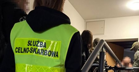 CBA rozbija grupę fałszerzy faktur. Straty Skarbu Państwa sięgają milionów