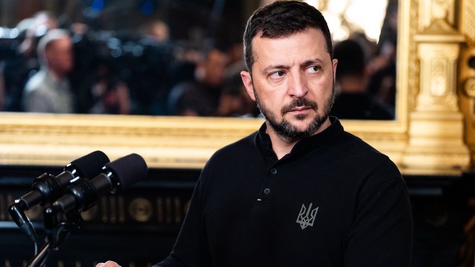 WASHINGTON, DC  September 26, 2024:

President of Ukraine Volodymyr Zelenskyy during a meeting with Democratic presidential nominee Vice President Kamala Harris in the Vice President's Ceremonial Office at the Eisenhower Executive Office Building on Thursday, September 26, 2024.

(Photo by Demetrius Freeman/The Washington Post via Getty Images)