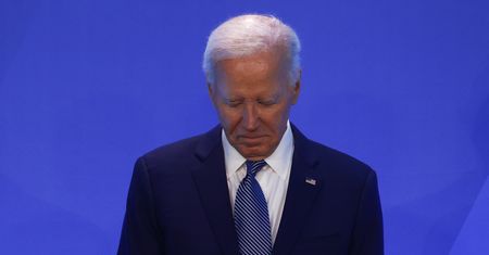 Biden z coraz mniejszym poparciem wśród swoich. Apelują, by ustąpił