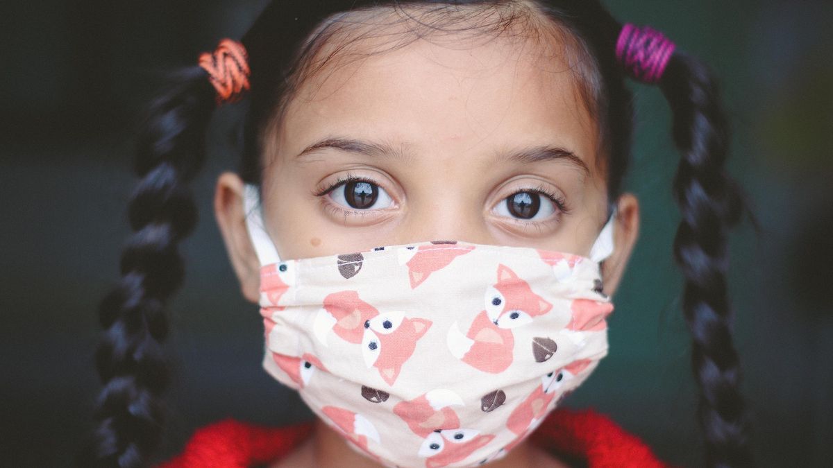 Wprowadzono obowiązek noszenia maseczek w szkołach