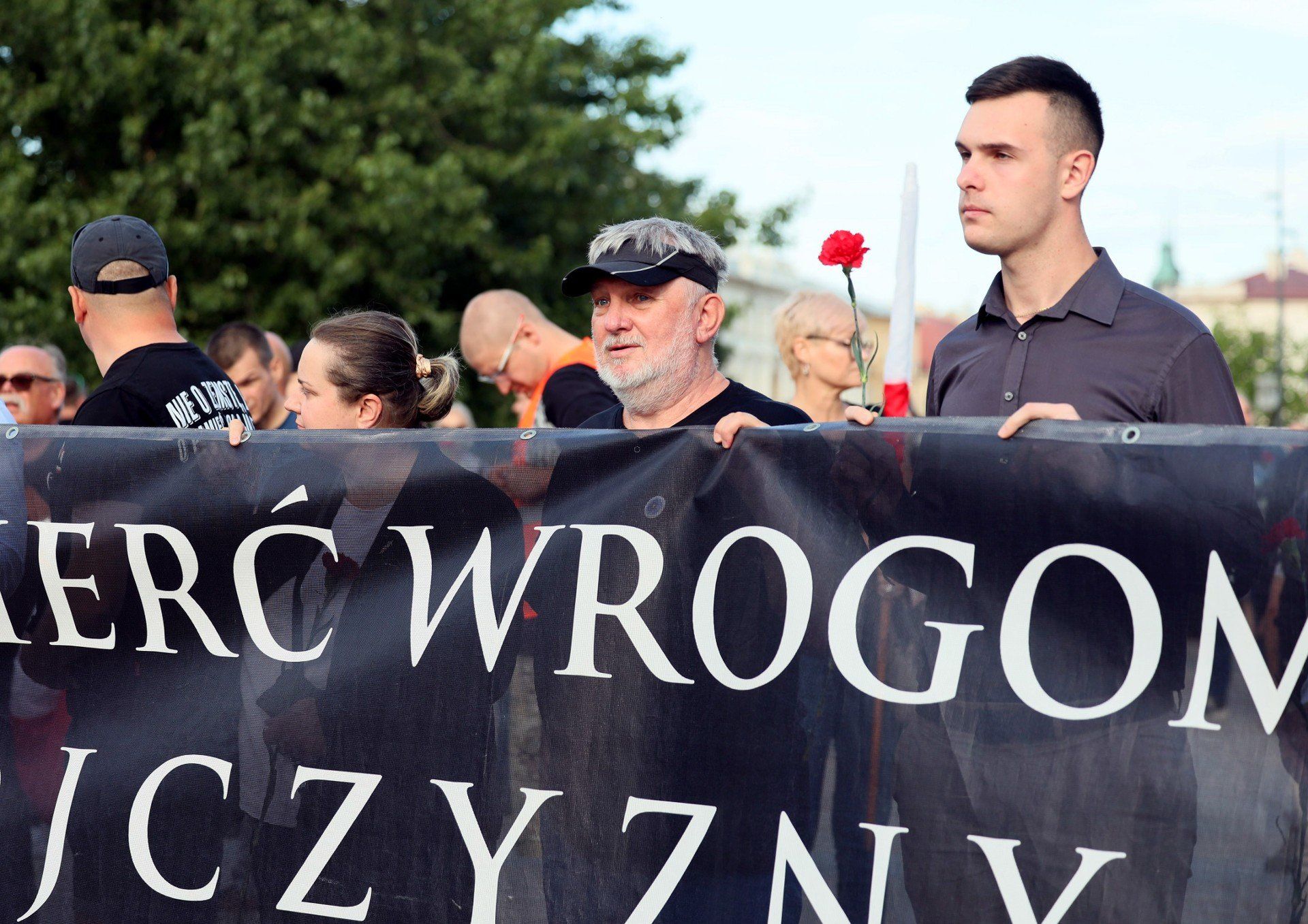 Ulicami Lublina przeszedł Marsz Pamięci Ofiar Rzezi Wołyńskiej. Zobacz zdjęcia