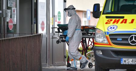 Koronawirus. Ponad 14 tys. zakażeń w Polsce. We Wrocławiu przybyło 332 chorych, 1 osoba zmarła