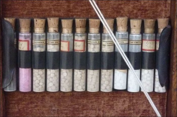 Ponad 20 zestawów do polowania na wampiry 25