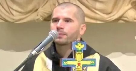 Orgia na plebanii. Ksiądz mówi, że działy się jeszcze gorsze rzeczy