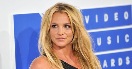 Britney Spears obawia się więzienia i możliwego powrotu pod kuratelę. "Jest przerażona"