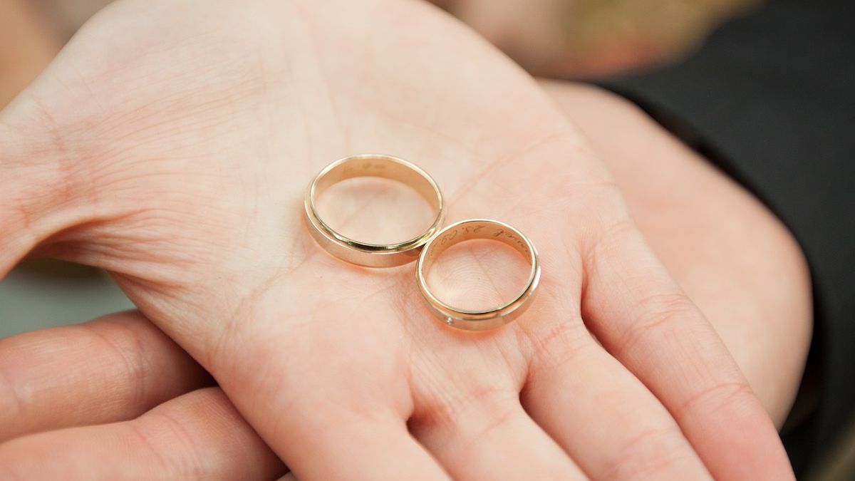 Zgubiła obrączkę tuż po ślubie. 