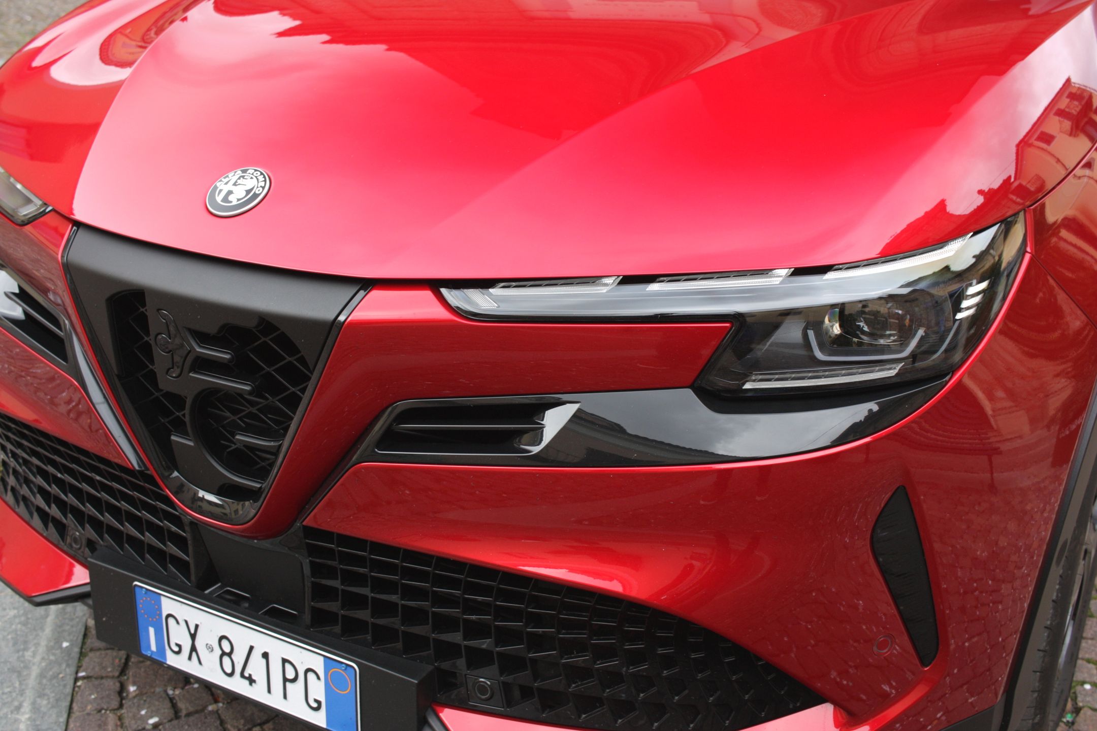 Alfa Romeo Junior Ibrida Q4