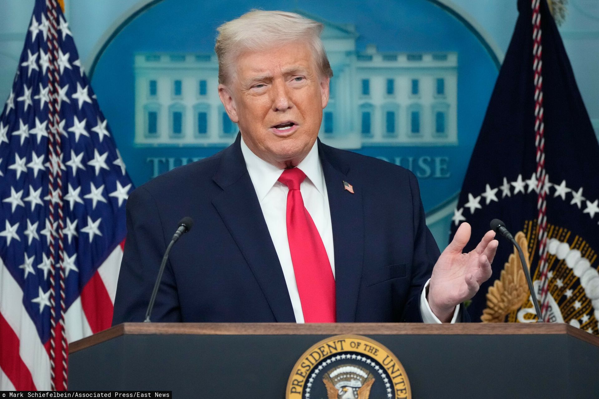 wiadomości,aktualności,WP Wiadomości Trump pytany o poprzednie słowa. 