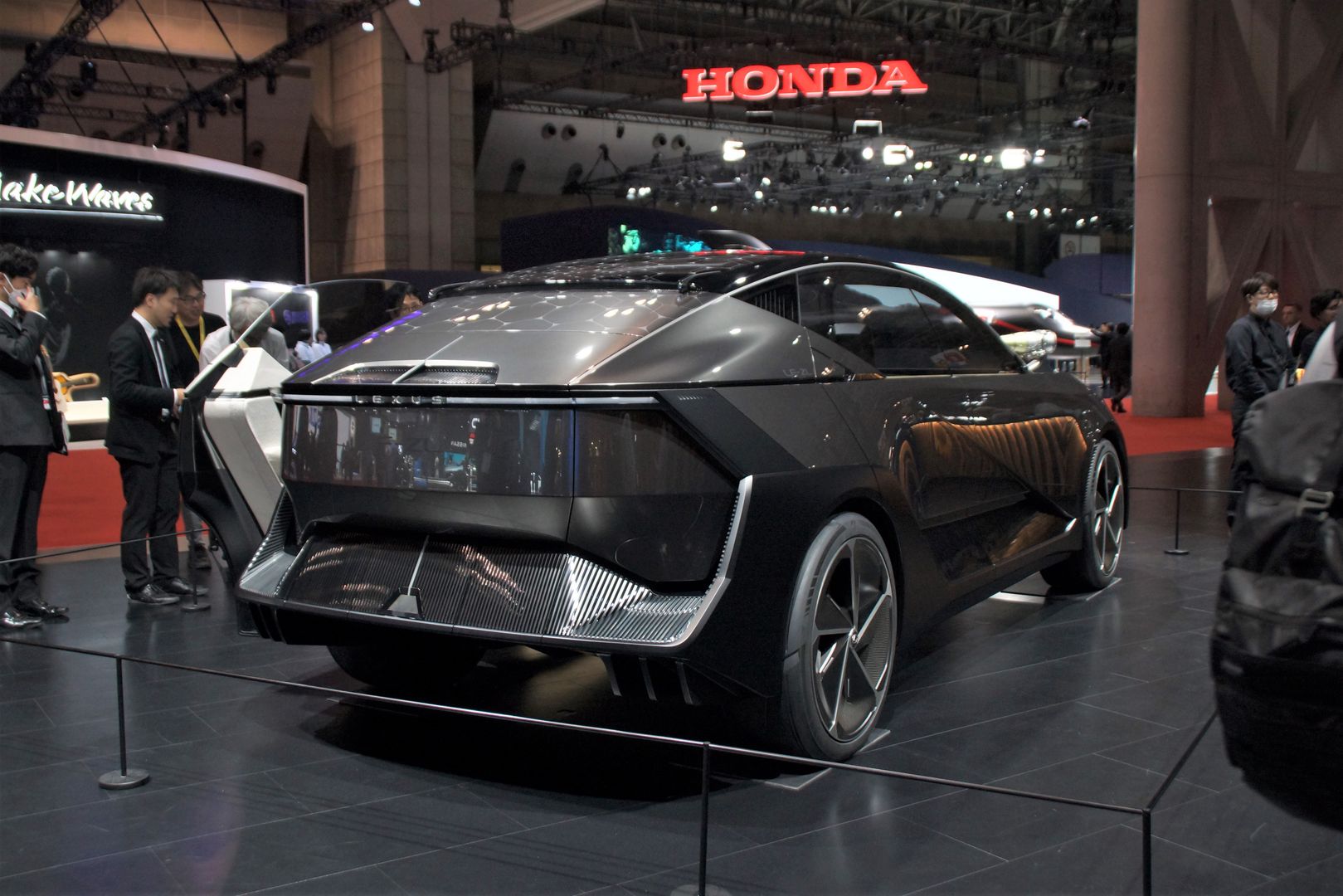 Lexus LF-ZL Concept