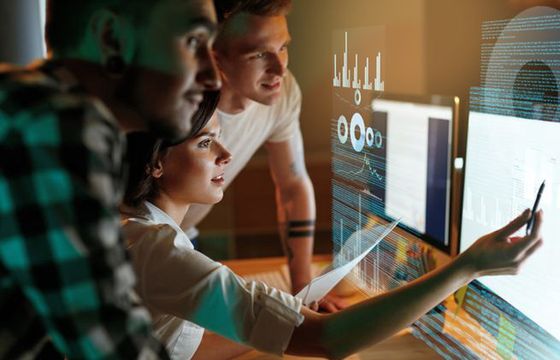 Nie tylko IT. Gdzie jeszcze zarabia się najlepiej w Warszawie?