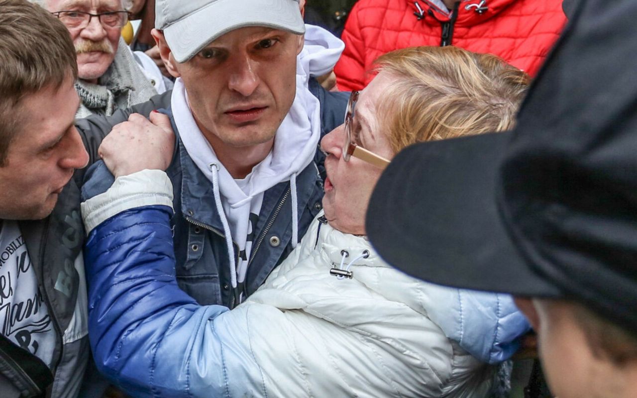 Matka Komendy nie kryje oburzenia. "Dostaliśmy obuchem w łeb"