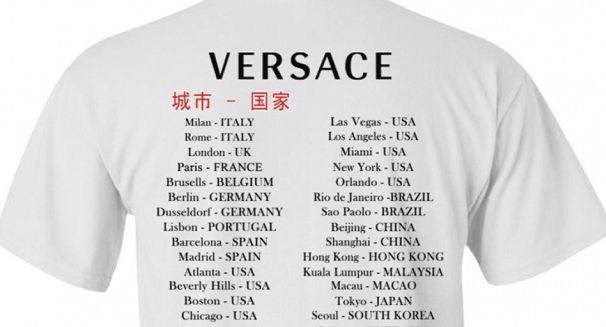 Władze Chin wściekłe za koszulki, Versace przeprasza