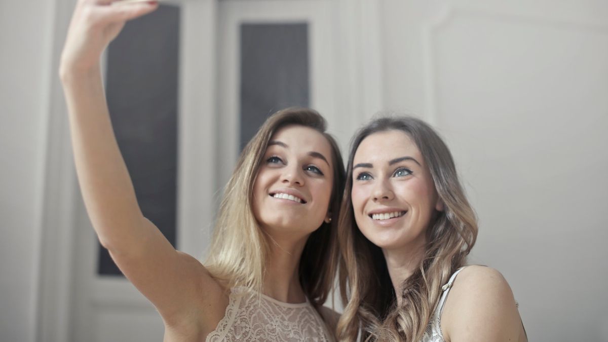 Nowe schorzenie uderza w ludzi. Chcą wyglądać jak na selfie ze Snapchata 1