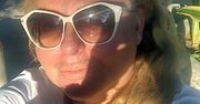 Rozbawiona i uwodzicielska Magda Gessler w towarzystwie młodych mężczyzn popija szampana na plaży! Widok jak z filmu "Błękitna laguna"!