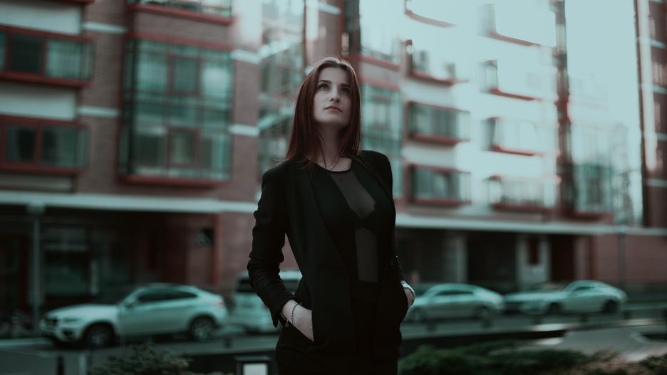 Elegancki kombinezon zastąpi koktajlową sukienkę
