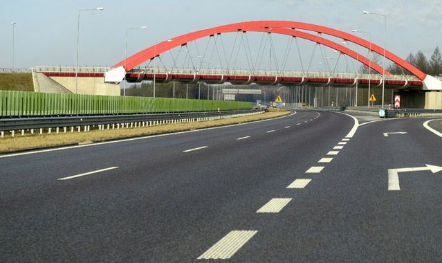 Od środy autostrada A4 połączy granice