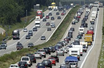 Najniebezpieczniejsze drogi w Unii są w Polsce. Najnowsze systemy bezpieczeństwa mogą uratować nam życie